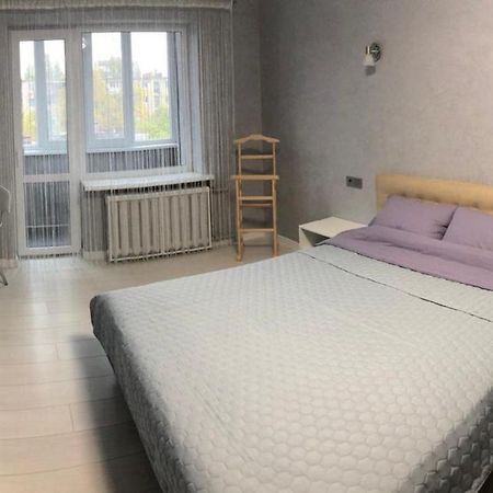 Апартаменты LUX в центре. Ярослава Мудрого 72  Кривой Рог Екстериор снимка