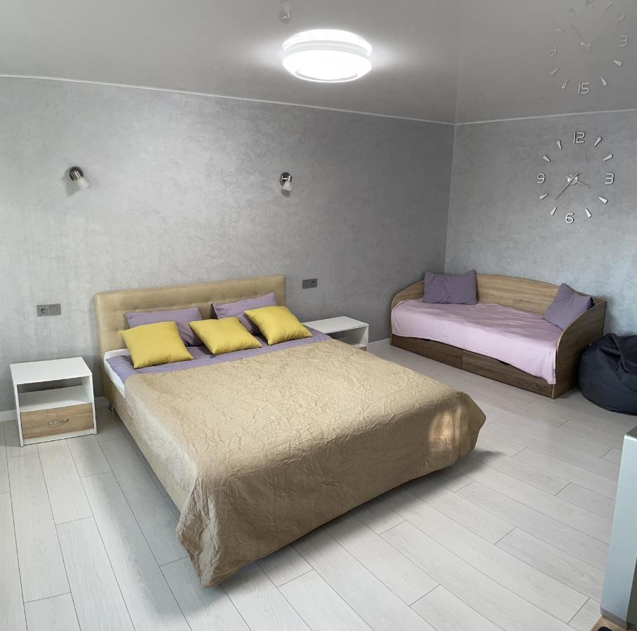Апартаменты LUX в центре. Ярослава Мудрого 72  Кривой Рог Екстериор снимка